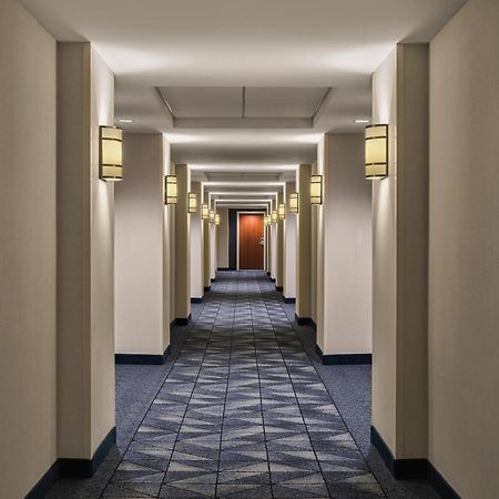 Отель Courtyard By Marriott Halifax Downtown Экстерьер фото