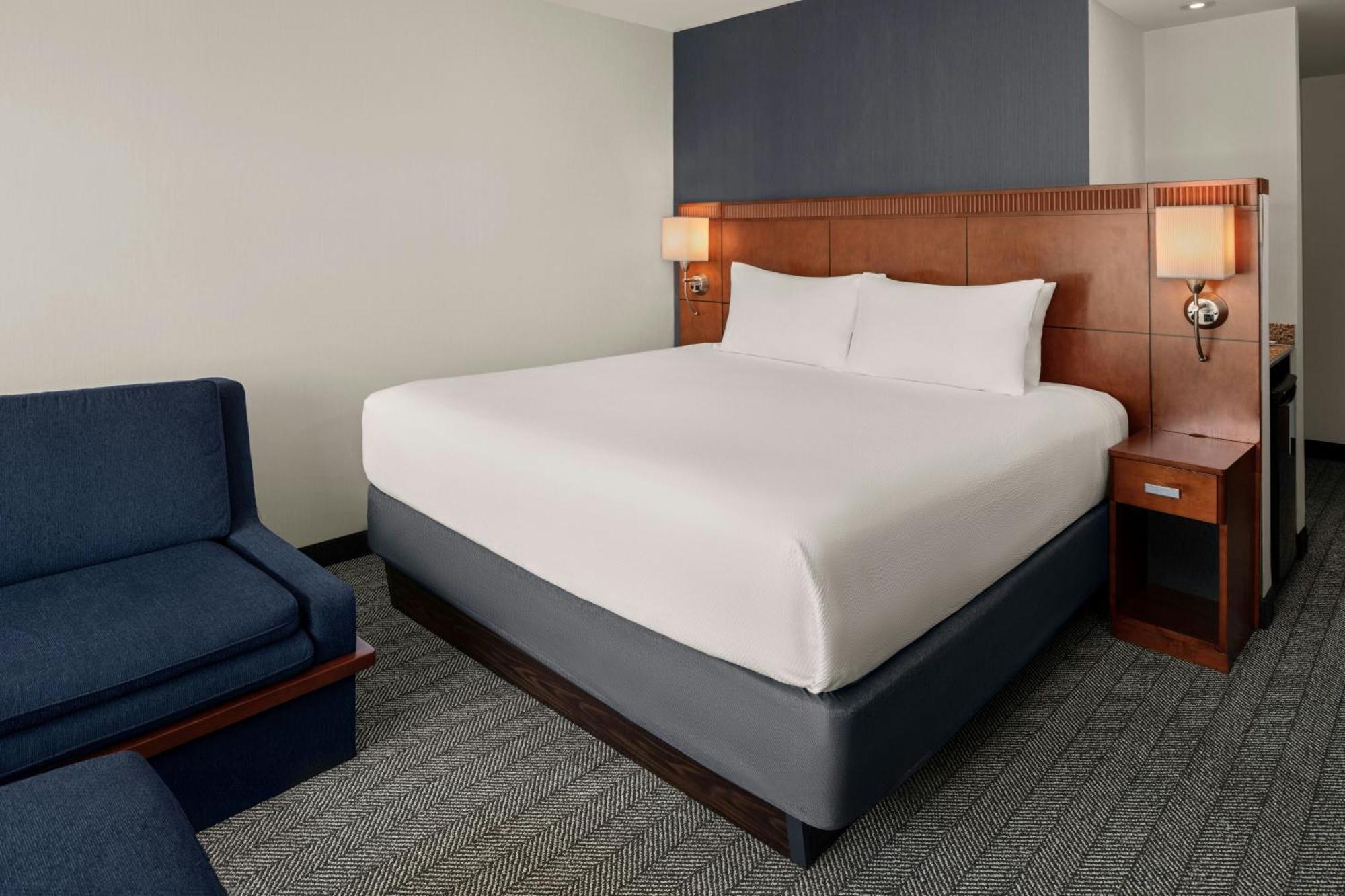 Отель Courtyard By Marriott Halifax Downtown Экстерьер фото