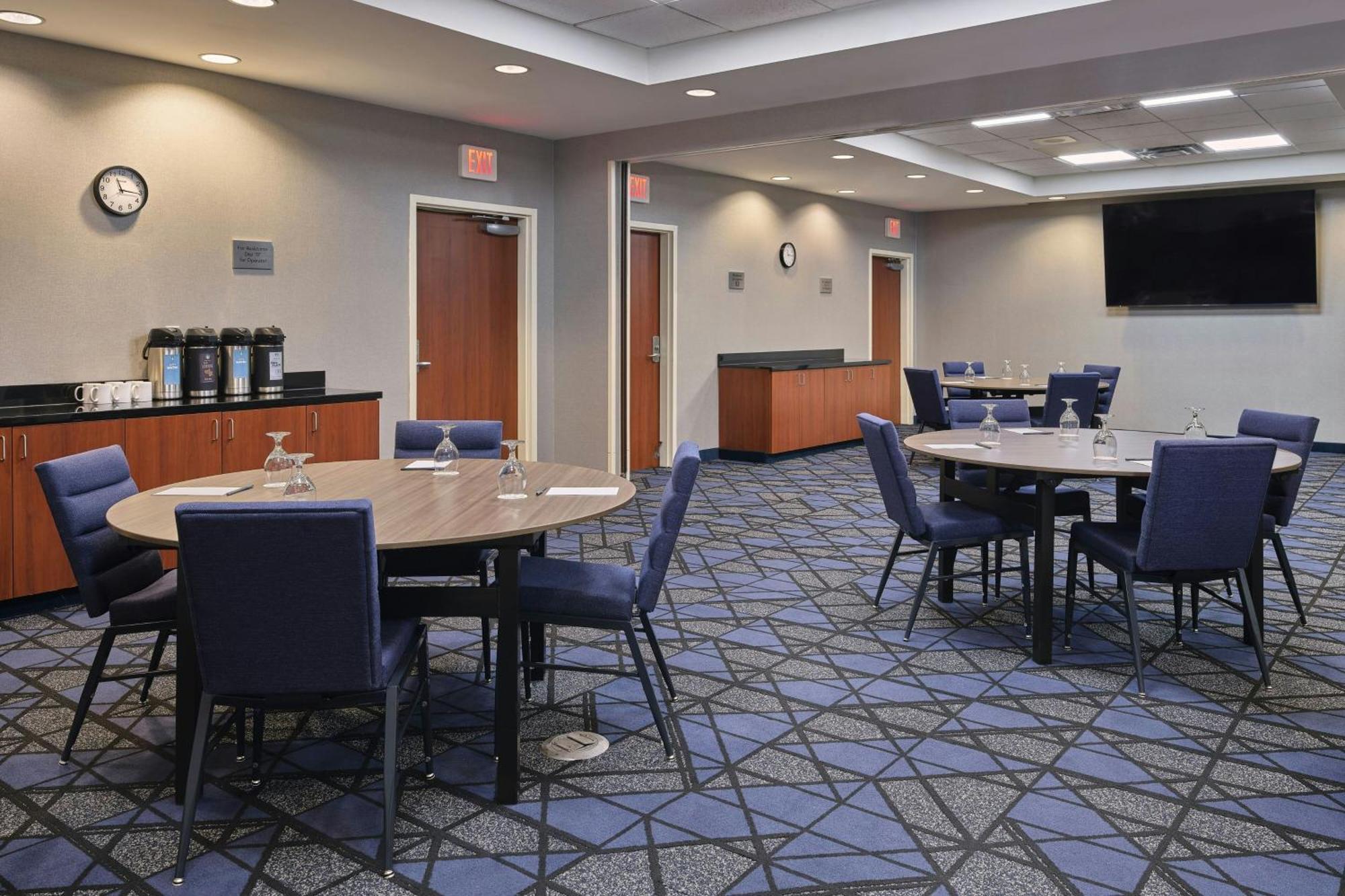 Отель Courtyard By Marriott Halifax Downtown Экстерьер фото