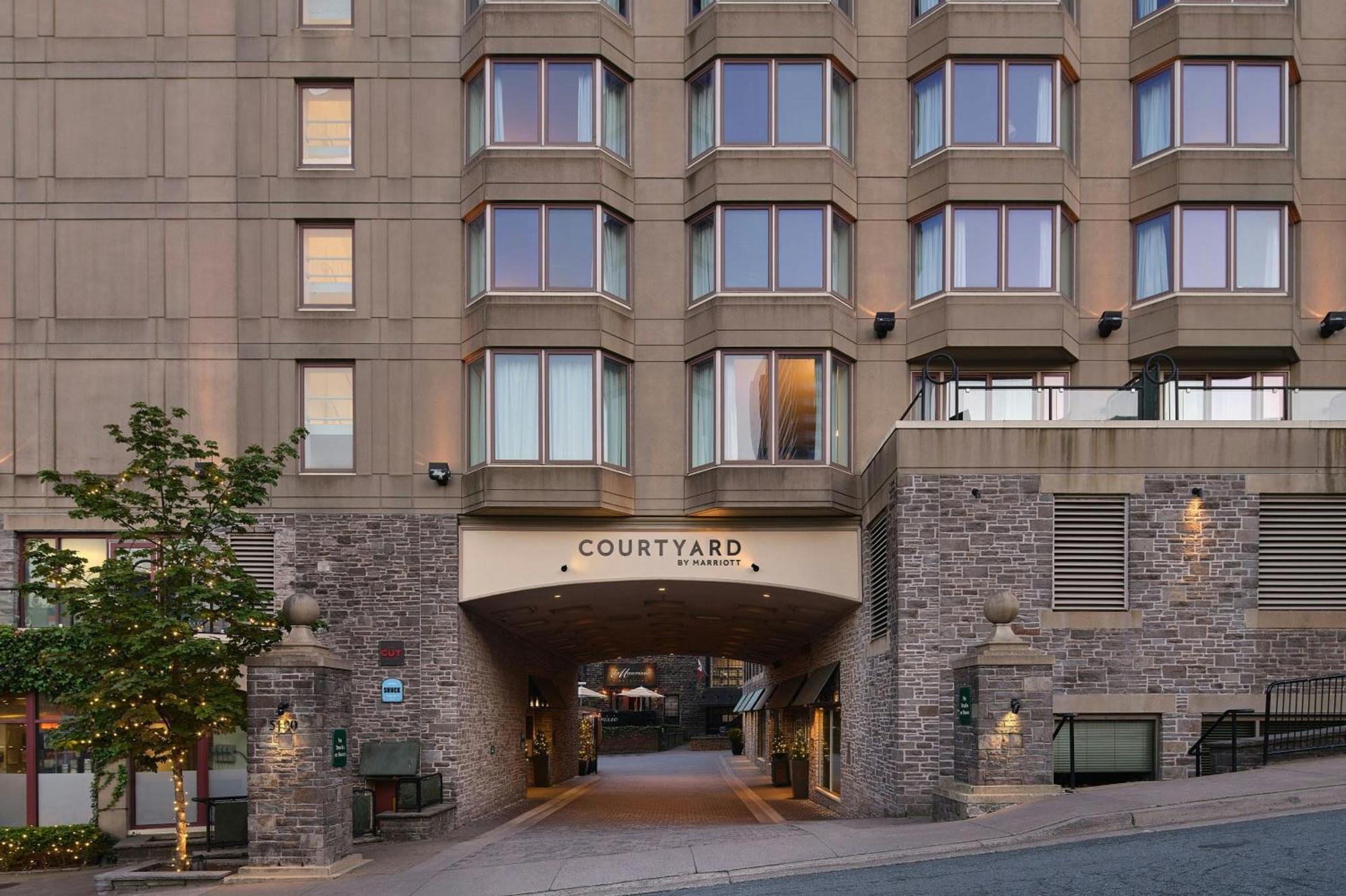 Отель Courtyard By Marriott Halifax Downtown Экстерьер фото